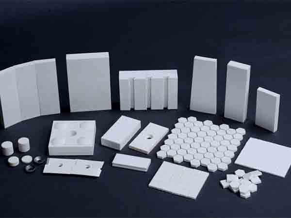 氧化鋁耐磨陶瓷的適用范圍和特點 氧化鋁耐磨陶瓷的適用范圍和特點